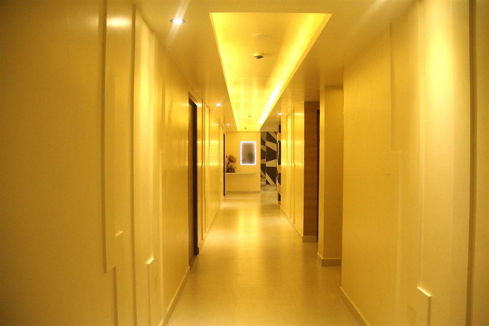 Buhari Royale Boutique Hotel Chennai Exterior photo